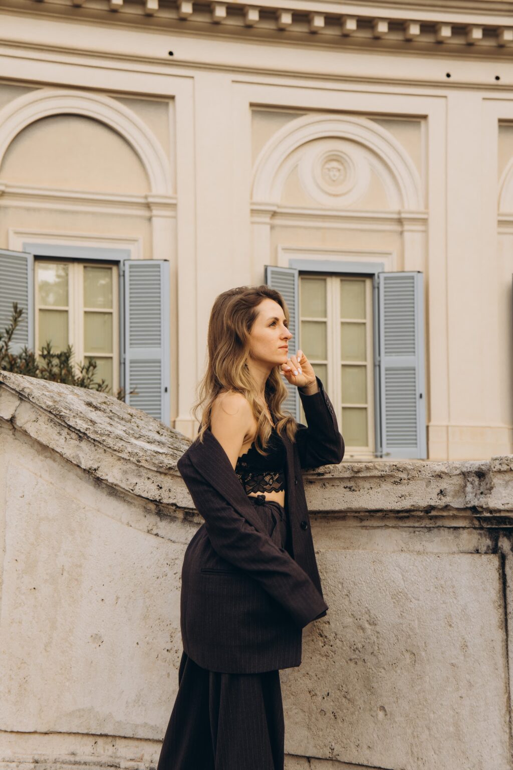 Portrait on the balustrade of the Spanish Steps